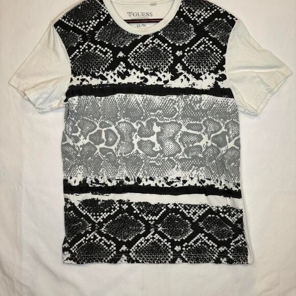 Guess Brand Snake‎ Print Designer Tee Shirt Sz. XL - Picture 1 of 6